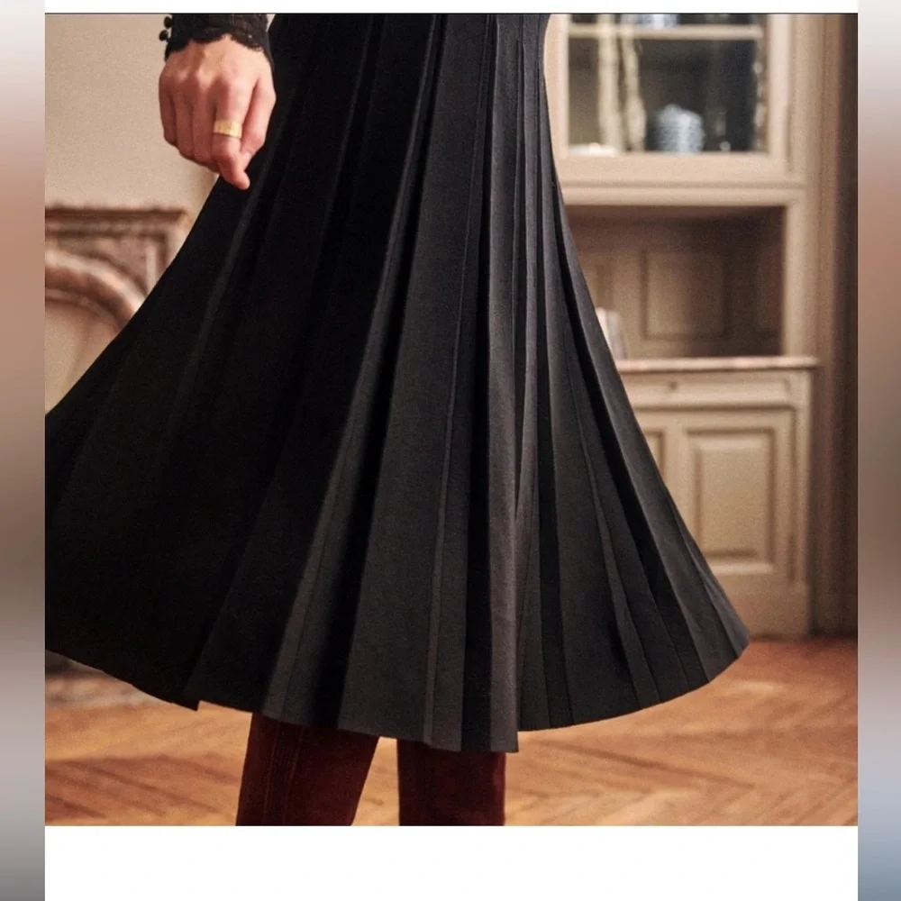 Sezane Black Midi Skirt - Picture 3 of 5